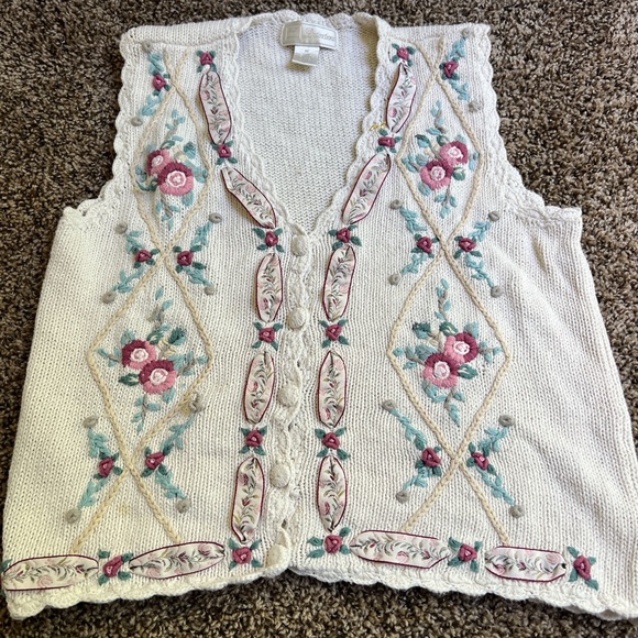 coquette vintage knit sweater floral vest 🎀💖🌸💝 - Picture 3 of 12